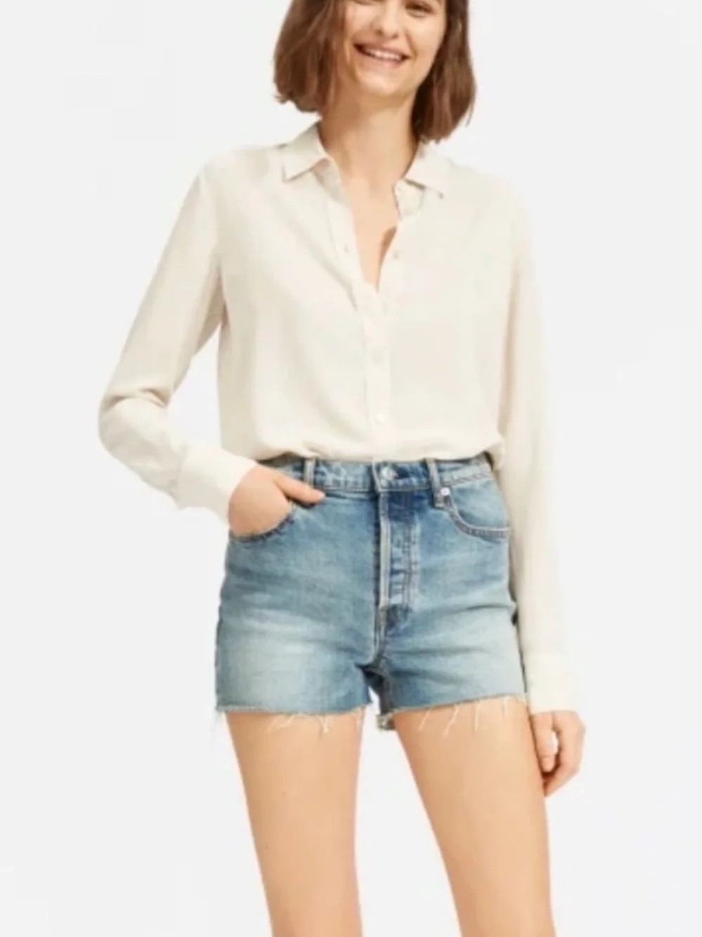 Everlane Cheeky Short High Rise Raw Hem Light Wash
